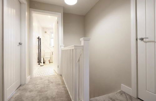 Perfect Booking 2 Bed Home in Merthyr Tydfil - Photo 9