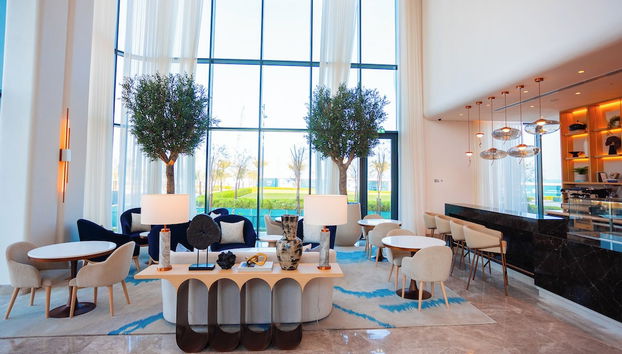 Coin salon dans le hall