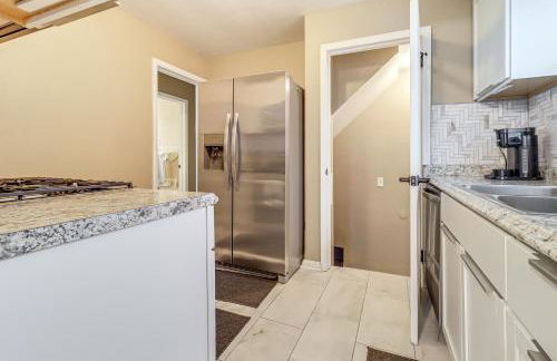 Extended Stay in Metro Detroit Home with Yard! - Foto 9