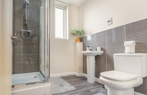 Contractor Stay Near The City Centre with Two Free Parking Spaces - Foto 7