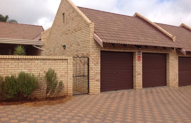 Fully Furnished Pentagon Park - Foto 7