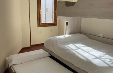 Céntrico apartamento con vistas en Formigal - Entrada 24h sin llaves - Foto 9