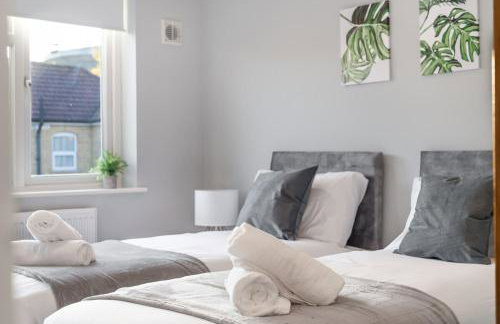 Luxury Tottenham Stadium Retreat - 2 minute walk to stadium - Foto 8