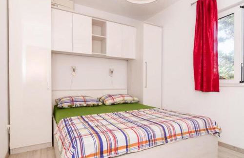 Apartments Ammos - One Bedroom Apartment with Shared Terrace and Sea View Veliki - Photo 10