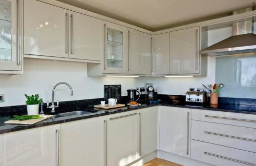 Quantock Lodge - Photo 8