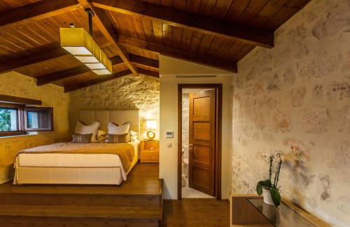 Exensian Villas & Suites - Photo 28