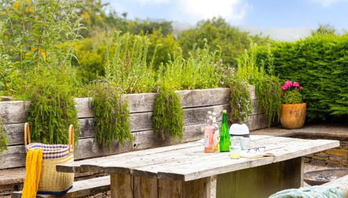 Rocket House - Large family home perched above the river - Foto 5