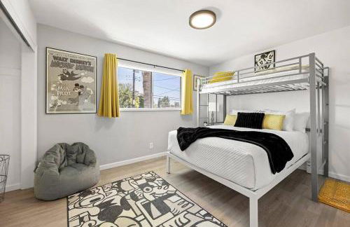 Disneyland close FAMILY home! - Photo 12