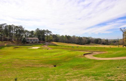 Lakefront Stillwaters Villa with Deck and Private Dock - Foto 33