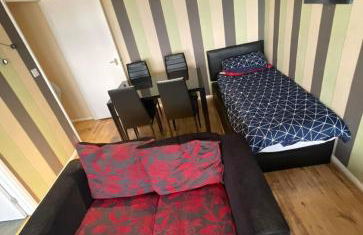 City Centre - Next to Hilton Hotel - Victoria Centre 2 Bedrooms Apartments - Close to Theatre Royal - in Victoria Centre Shopping Centre - 24 Hours Access - Parking Cars or Vans from Five Pounds a Day - Onsite Parking from Ten Pounds a Day - Foto 49