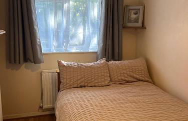 Spacious 4 bed Farnborough AirShow - Foto 24