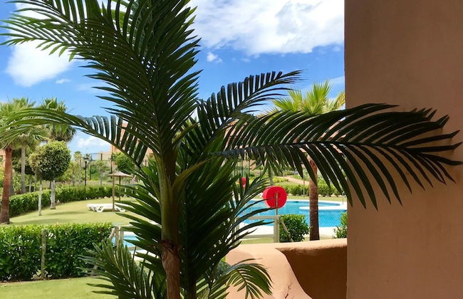 Casares Beach Golf Apartment With Private Garden and Pool Access - Foto 37