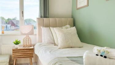 Raygill House By Furnished Accommodations 4BR Shadwell House Ideal for Contractors & Relocations Families - Foto 5, towels, heating