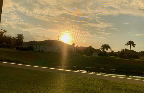 Paradise Home, Tranquil canal view 3-BDR in Golfers paradise - Foto 41