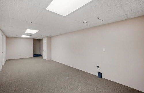 Modern Open Concept 4 Bed 2 5 Bath Mid to LongTerm Private Single Family Home - Foto 35