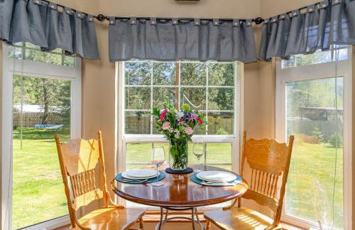 Bear’s Den Hideaway with Hot Tub - Foto 14