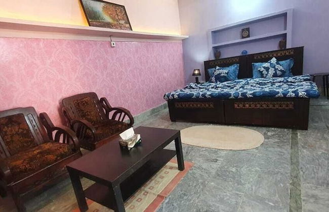 Candle Hotel Shahdara Valley Islamabad - Photo 6