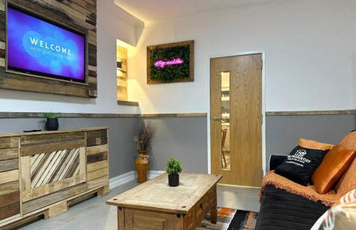 Rustic Rhondda Retreat w Hot Tub & Sauna - Ystrad - Foto 22