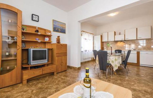 Cozy Apartment In Lukovo Sugarje - Foto 4