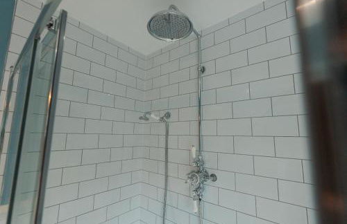 The Jodrell Luxury Suites - Photo 9