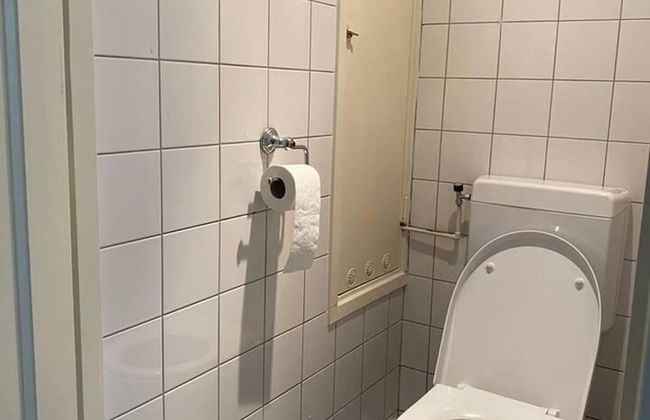 Charming 2-bed Apartment inc Balcony in Maastricht - Photo 3