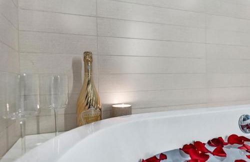 VDARA Beautiful suite on 22nd FLR Free Valet parking - Foto 37