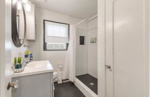 Tulsa Home Sweet Home - King Bed Near Expo, TU, Dtwn - Foto 10