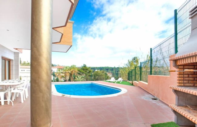 Villa in Lloret de Mar - 104833 - Foto 1