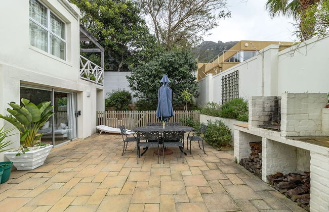 3 Bedroom Family Home - Houtbay - Photo 20