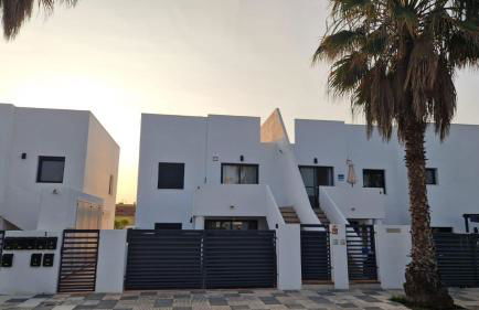 Akunamatata - Photo 2