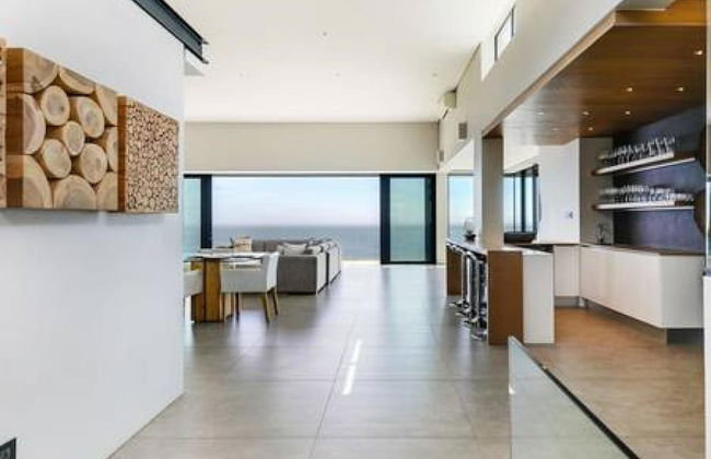 Luxurious Holiday Villa w Views Pool Jacuzzi Halo Villa - Photo 21