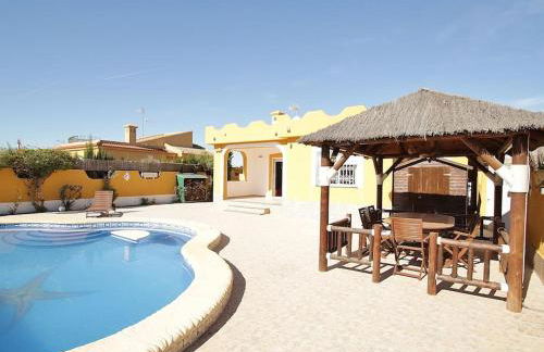 Agradable villa con piscina - Foto 12