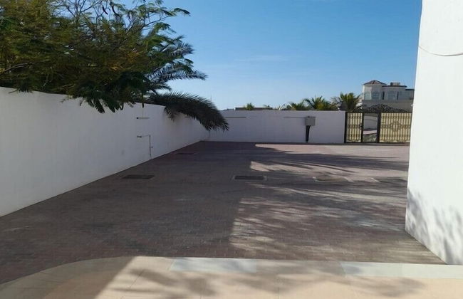 Al Dhait Residence - Photo 7