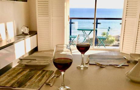 Stylish Sea View Apartment with Parking - Foto 1