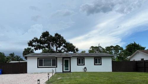 Bright, Modern Home Close to Great Beaches! - Foto 1