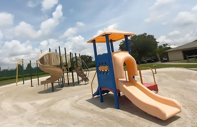 Upstay - Golfer s Paradise Mins From MCO - Photo 32