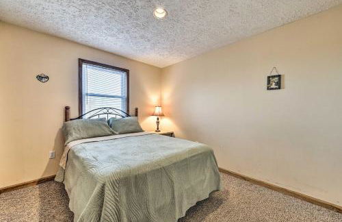 Ski-InandSki-Out Ghent Cabin with Mountain Views! - Foto 12