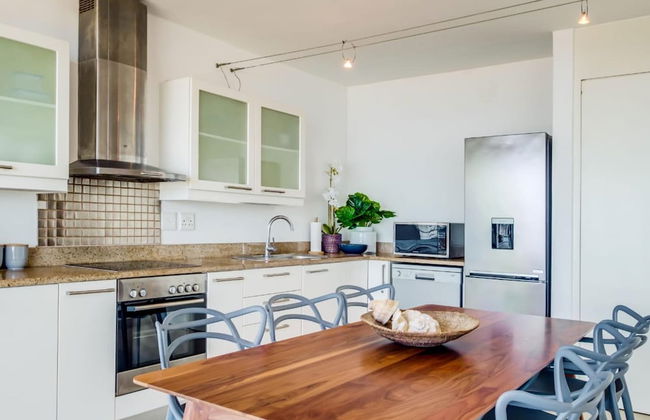 Uninterrupted Ocean Views in Mouille Point Atlantic Vistas - Photo 43