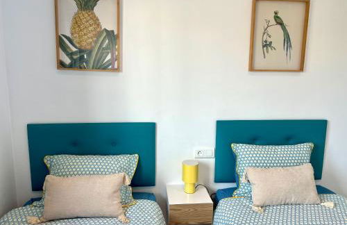 Urban Retreat with Views & Terrace - Foto 29