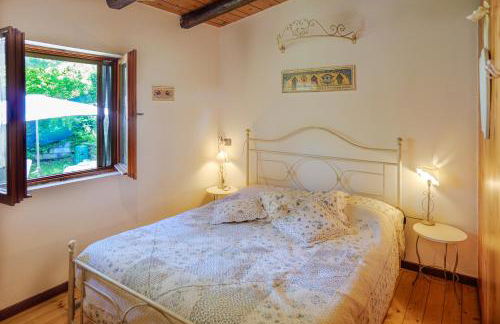 Chalet in the Woods House for 8 Persons and Large Garden - Foto 27