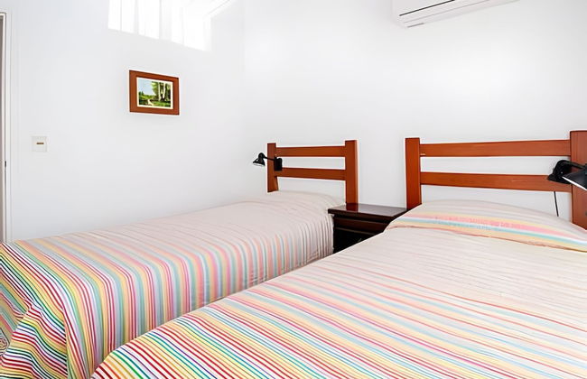 Oceana Suites Palm Beach - Photo 2