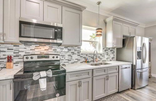 Group Getaway 1 Mi to Galveston Island State Park! - Photo 12