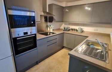 Modern 3 Bedroom Property centrally based - Foto 8