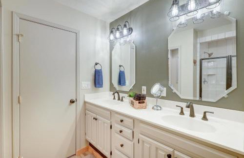 Stylish Angel Fire Cabin with Deck - 2 Mi to Ski Mtn - Foto 17