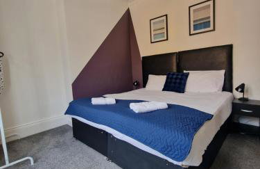 Spacious 2-Bedroom Home Comfortable Stay for 4 - Foto 2