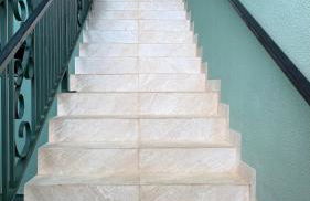 Apartamento com Varanda e Ar Condicionado - Foto 7