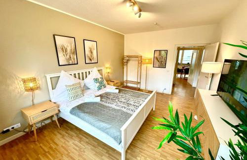 Pempelfort, zentral, Balkon, zu Fuß zur Kö & Stadt, Netflix - Foto 9