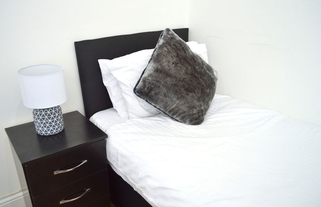 Beautiful Two-bed Apartment With Driveway Parking - Foto 8