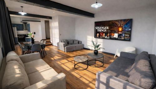 Central Apt With Balcony - Walk to Bars & Stations - Foto 2