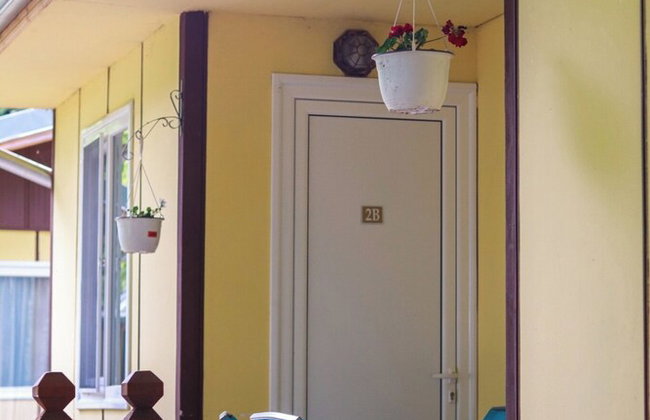 Ideal Bungalow for 2 or 3 Guests Surrounded by a Lovely Garden - Foto 20